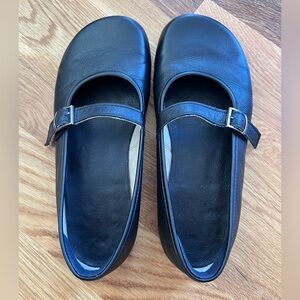 Tadeevo Leather Mary Jane Ballet Flats